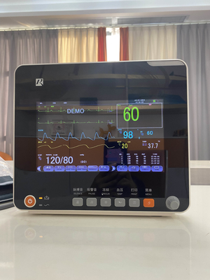 Wieloparametrowy monitor pacjenta z EKG Resp SpO2 Nibp Temp i ruchomym stołem OEM dostępny