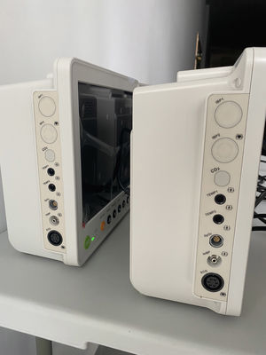 12,1-calowy 5-parametrowy przenośny monitor pacjenta z 16 językami do użytku medycznego