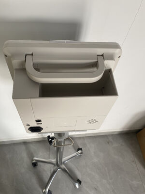 Monitor pacjenta z wieloma parametrami, który może mierzyć Spo2, NIBP, oddech, EKG i temperaturę