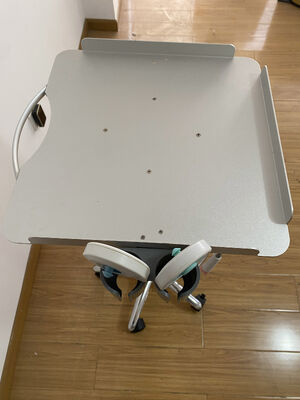 Nowoczesny projekt Metalowy wózek monitorujący pacjentów z usługą OEM dla szpitalnego wózka medycznego